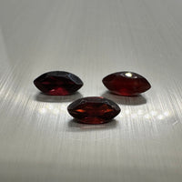 Mozambique Garnet 10x5mm Marquise