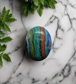 Rainbow Calsilica 20x15mm Oval 9.75ct