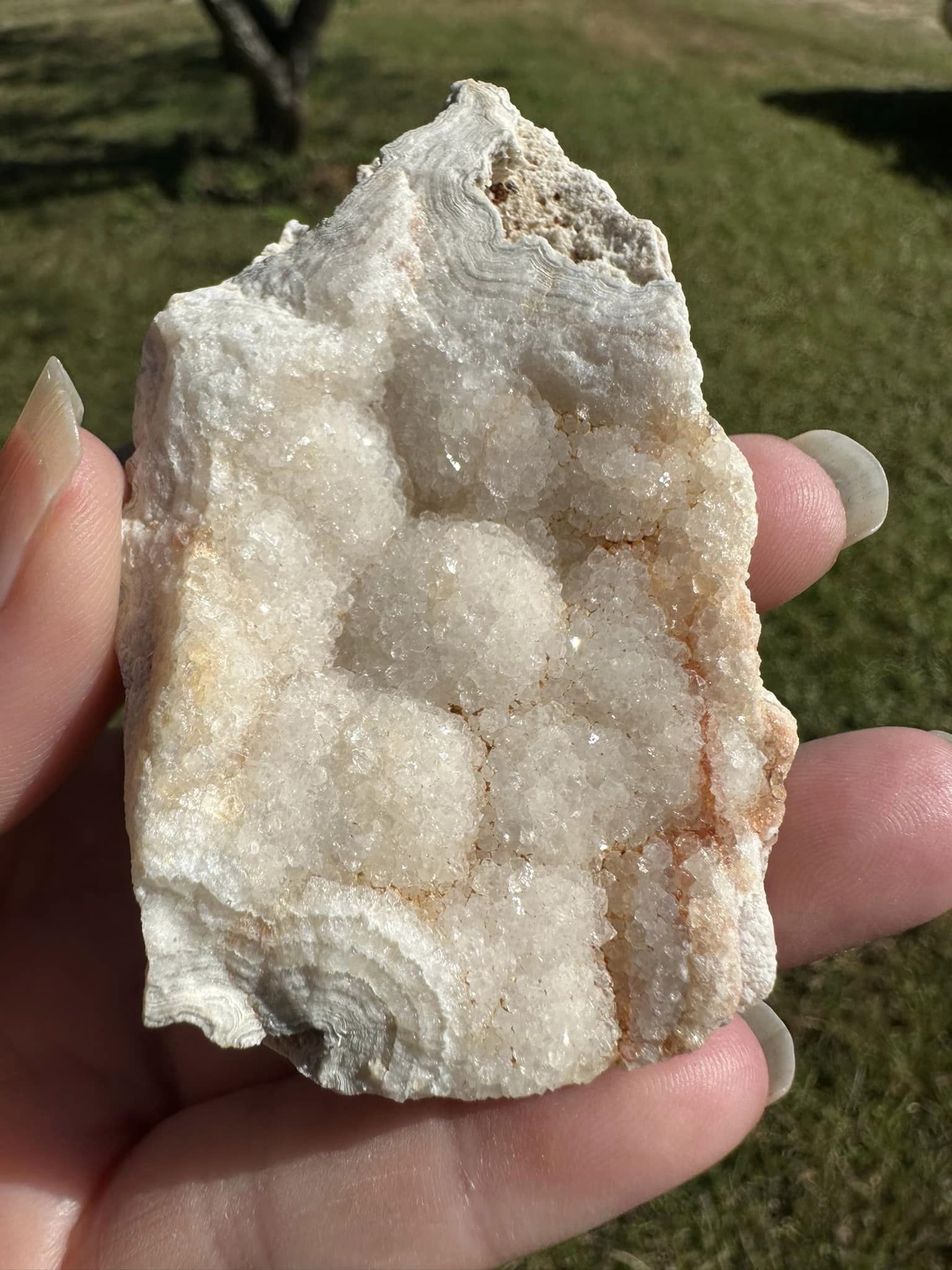 Druzy Quartz Haunted Ridge Rocks MO β Gems & Minerals Rock Shop