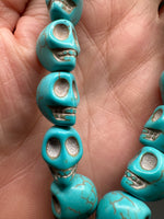 Turquoise-Style Skull Bead Strand – Carved Skull & Round Beads for Jewelry Making