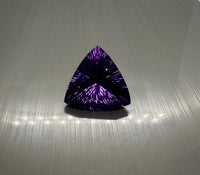 Amethyst Trilliant 20x20x12mm 20.44ct