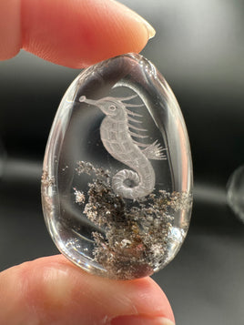 Beautiful Seahorse Garden Quartz Inner Scene Carving #6