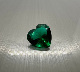 Manmade Emerald 9mm Heart 1.7ct