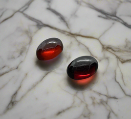 Mozambique Garnet 6x4mm Oval Cabochon