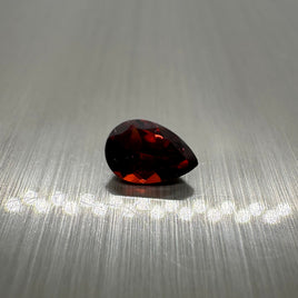Mozambique Garnet 6x4mm Pearshape 0.45ct