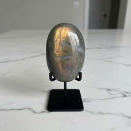 Labradorite Palmstone #22