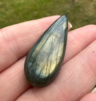 Pearshape Labradorite Cabochon 40a