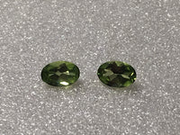 Peridot 6x4mm Oval Cut