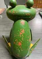 Rustic Metal Squatting Frog