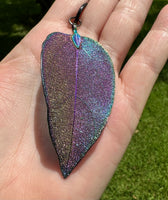 Filigree Style Leaf Pendant & Necklace