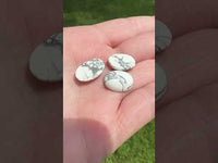 Howlite 16x12mm Oval